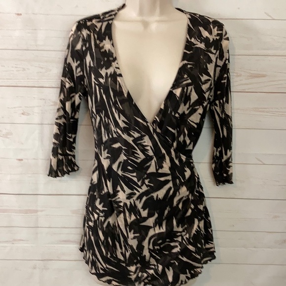Diane Von Furstenberg Sz S Silk Deep V-Neck Blouse Office Siren - Picture 1 of 10